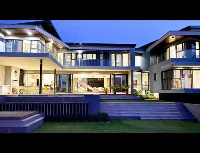 5 BEDROOM HOUSE FOR SALE IN COPPERLEAF ESTATE